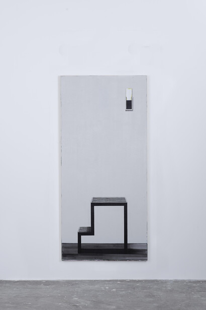 Michael Simpson, Leper Squint (2015), oil paint on canvas, 230 x 107 cm, courtesy the artist