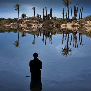 Sama Alshaibi, Fatnis Al Gazirah from Silsila series, 2014,  Diasec print, 166 x 250 cm, Edition 1 of 1