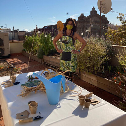 Cosecha en el primer proyecto de «Huertos in the Sky»