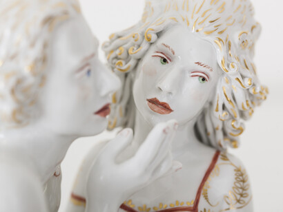 Chris Antemann, Ambrosia, 2014, Edition of 25, Meissen Porcelain, 28 x 26 x 23cm, Courtesy, MEISSEN COUTURE ® Art Collection & The Cynthia Corbett Gallery