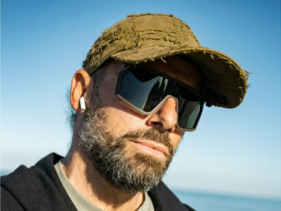 Cappello Face Off "Eye Cap" military indossato