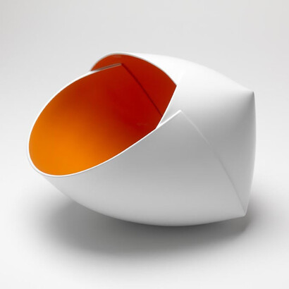 Ann Van Hoey. Ceramic from the “Earthenware Ferrari’ series 2017. Courtesy and copyright the artist
