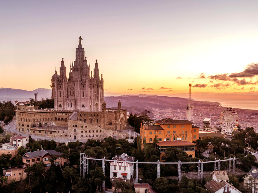 The best time to visit Barcelona | Meer