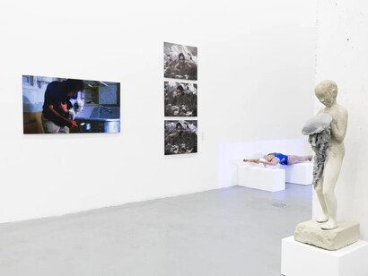 Various artists, Public pool, exhibition view. Courtesy of Ethan Cohen Gallery