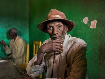 Steve McCurry. "A Journey Along The Coffee Trail"