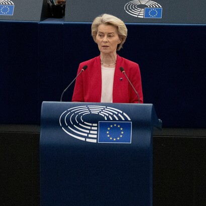 Martedì 11 marzo 2025, gli eurodeputati, la Presidenza del Consiglio polacca e i Presidenti Costa e von der Leyen hanno discusso del futuro della sicurezza europea e del rafforzamento delle capacità di difesa dell'UE. Nella foto la presidente Ursula von del Leyen