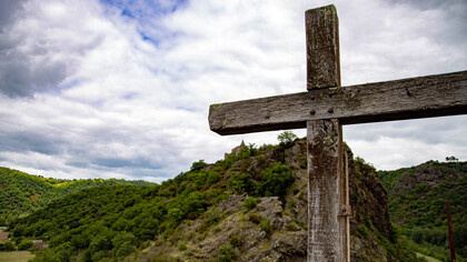 La cruz fue erigida con anterioridad como un castigo