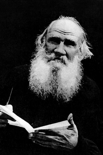 Tolstoj scrive un poema dove ogni tema dello scibile umano viene trattato