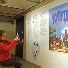 Idéfix et cie. La grande histoire d'un petit chien, vue d'exposition. Avec l'aimable autorisation du Musée de la Bande Dessinée