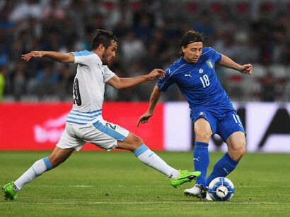 Montolivo con la maglia della nazionale durante l'amichevole con l'Uruguay