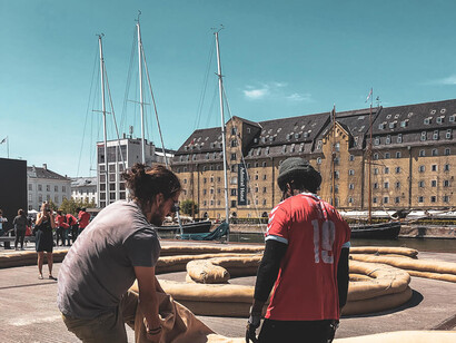 Snail Sand Bench X 100 People in Ofelia Plads