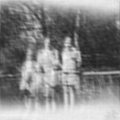 The Essence of a Moment / Reverse Fourier 3
Edition: 3, 25,19 x 25,19 inch, C-Print with mat in wooden frame, 2017