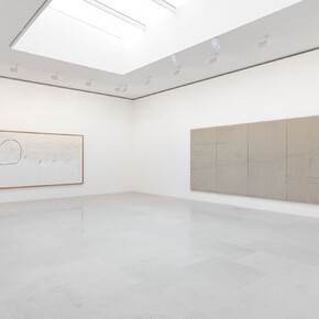 Cy Twombly, Exhibition view. Courtesy of Gagosian