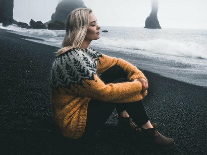 O the end tem mais gastura que o do filme A Culpa é das Estrelas. Kayla Marieva mandou uma foto vestida de corpo, e agora insistia que eu investisse com o tio dela. Mandou foto dela no trabalho na loja de joias do tio num shopping na Filadélfia e falou em valores
