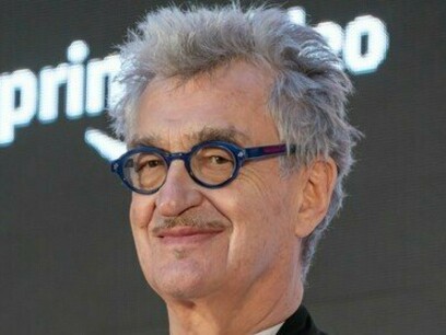 Wim Wenders como Presidente do Júri da Competição Internacional na Cerimônia de Abertura do Festival Internacional de Cinema de Tóquio 2023. A sensibilidade de Wenders traduz em poesia visual a insignificante vida de Hirayama, encarregado da limpeza de casas de banho públicas na cidade de Tóquio