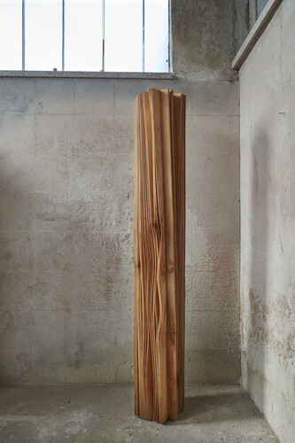 Herbert Golser, Spin Off, 2014, pear wood, 30 x 30 x 205 cm