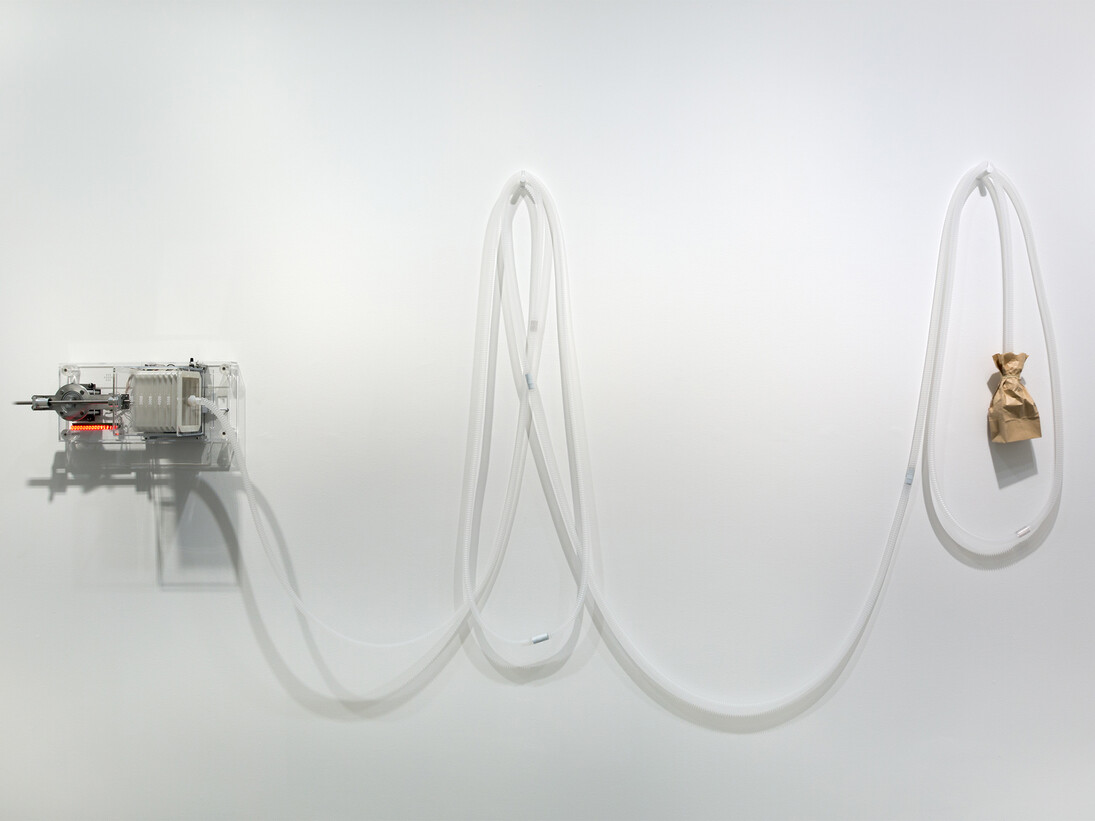 Rafael Lozano-Hemmer, Last Breath, 2012, courtesy of the artist and Carroll / Fletcher