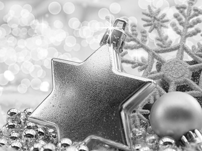 Las bolas o las lágrimas deben ser acordes al tamaño del árbol