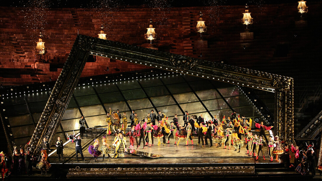 Opera Festival all’Arena di Verona, edizione passata, vista dello spettacolo. Per gentile concessione dell’Arena di Verona. Foto di Ennevi Foto