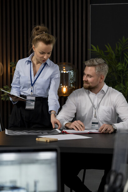 Professionals united by purpose, using cutting-edge digital interfaces to pioneer new paths and transform ideas into reality