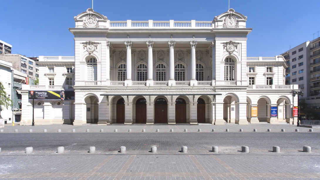 Teatro Municipale di Santiago del Cile inaugurato nel 1857