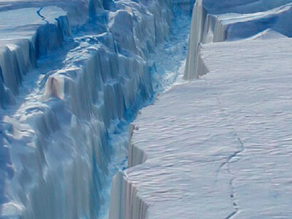 La spaccatura dei ghiacciai antartici