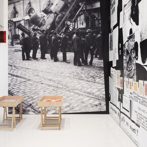 Transform the world, change life: a surrealist library, vue d'exposition. Avec l'aimable autorisation de la Galerie Jocelyn Wolff