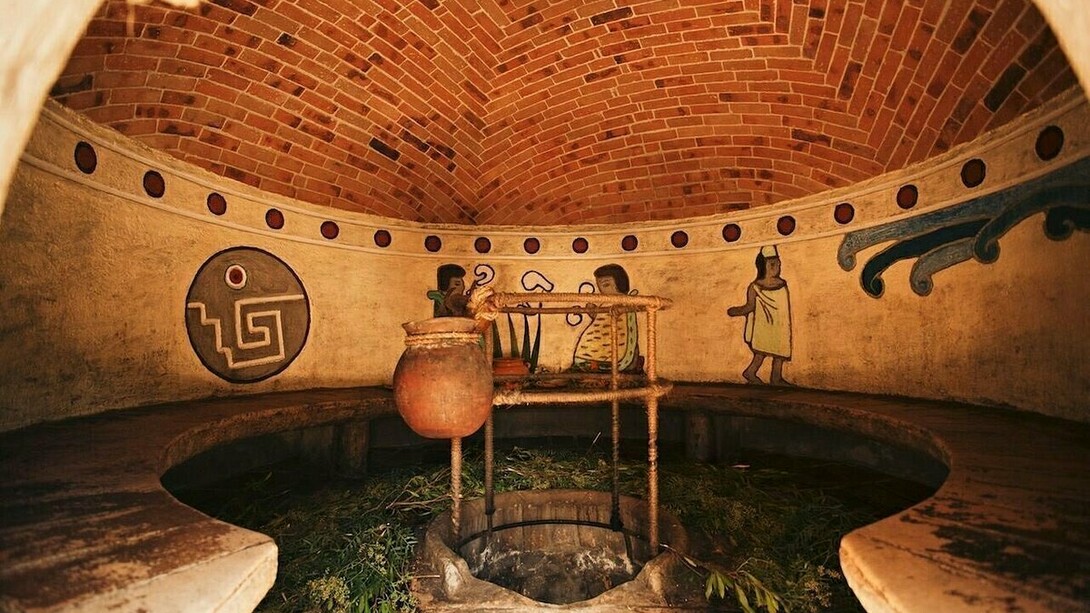 interno del temazcal: i temazcal sono nati come un rituale di purificazione che le persone svolgevano prima e dopo essere andate in guerra