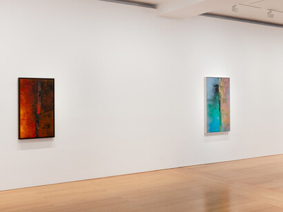 Sterling Ruby, |, exhibition view. Courtesy of Gagosian