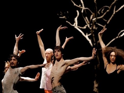 Emio Greco PC (2011), La Commedia, coreografia e regia di Emio Greco e Pieter C. Scholten. © Jean Pierre Maurin. Courtesy ICKamsterdam