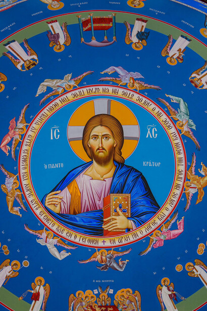 El primer elemento que separa el noajismo del cristianismo es la idea de que Jesús es divino