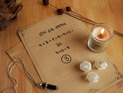 Il terzo tipo di 3 creativo sono coloro che hanno un dono artistico creativo, quindi poeti, pittori, gioiellieri, e via dicendo