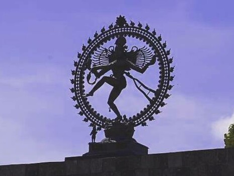 Statua del dio indù Shiva Nataraja