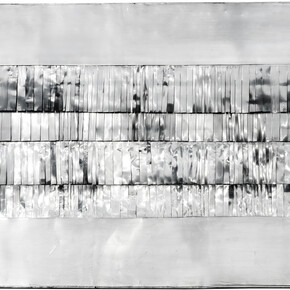 Heinz  Mack, Schlitz-Reliefe, 1960, dettaglio, aluminium on wood, 48 × 100 × 5,5 cm. Photo Axel Schmidt, Courtesy Cortesi Gallery
