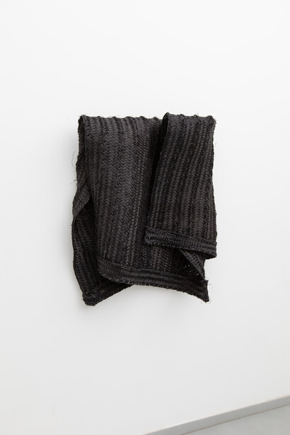 Sonia Navarro, Woven memory, exhibition view. Courtesy of am projects