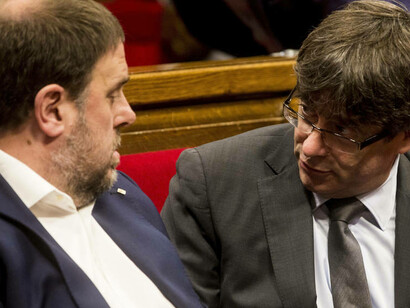 Junqueras y Puigdemont: hoy el primero está en prisión, el segundo en Bruselas en condición de prófugo de la Justicia española