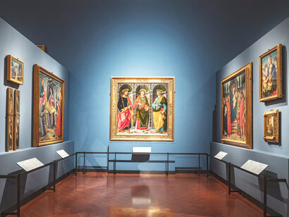 La Sala del Colosso accoglie un consistente nucleo di opere del ‘400 e del primo ‘500. Il nome era riferito a uno dei modelli in gesso dei Dioscuri di Montecavallo esposti nella Galleria fino a inizio ‘900 © Guido Cozzi