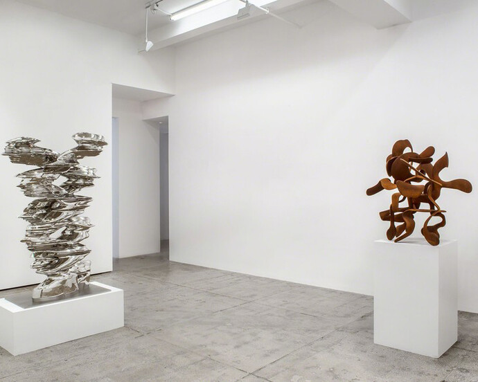 Tony Cragg, Exhibition view. Courtesy of Marian Goodman Gallery