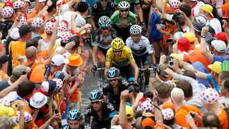 Nairo Quintana detrás de Froome en una pasada edición del Tour