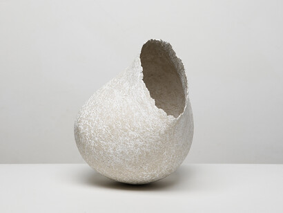 Paivi Rintaniemi, Do, 2013, Stoneware, Represented at COLLECT by Officine Saffi Gallery