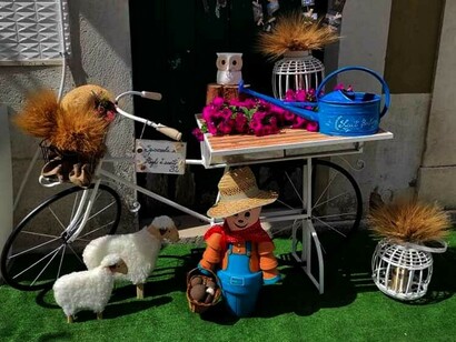 Quando abbellisco l'uscio di casa gioisco anche per il piacere di chi passerà