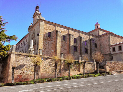 Sigüenza es una histórica villa situada en la provincia de Guadalajara, en el norte de Castilla-La Mancha