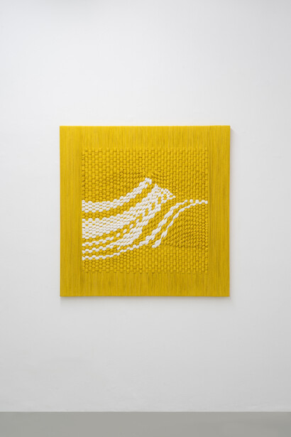 Sheila Hicks, My echo surrounds you, 2025. Courtesy of the artist and Galleria Massimo Minini