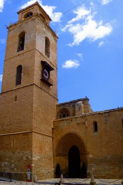 Catedral de Orihuela, también conocida como Catedral del Salvador y Santa María, comenzó en el siglo XIII y se extendió hasta el siglo XVIII. Se construyó sobre los cimientos de una antigua mezquita. 2024, Orihuela, Alicante, España