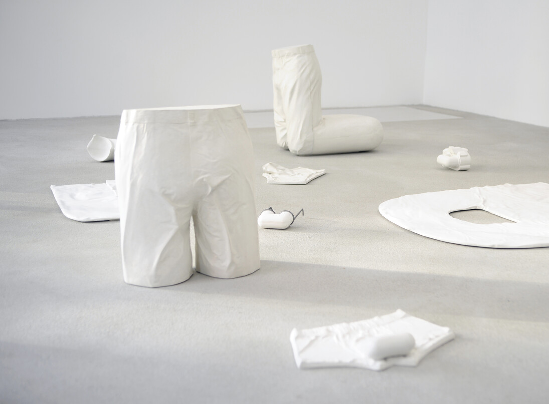 Andreas Zingerle, Energy Saving, Exhibition's view at Galerie Rolando Anselmi, photo Riccardo Malberti 