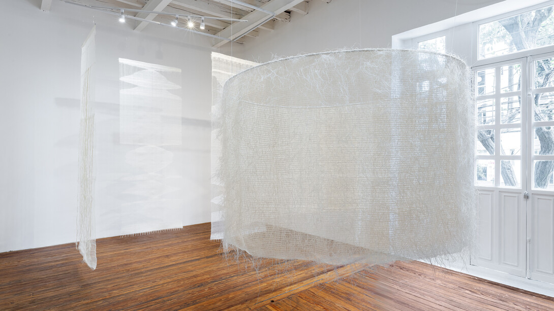 Marie Hazard, L'ombre qui tisse en moi, vue de l'exposition. Avec l'aimable autorisation de la Galería Mascota