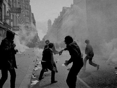 París en llamas durante las protestas de Mayo 68