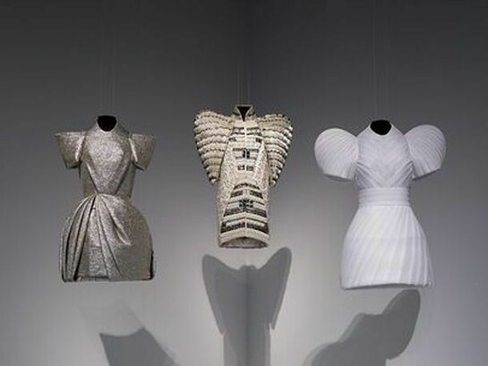 Dice Kayek, Installation shot, © Victoria and Albert Museum, London