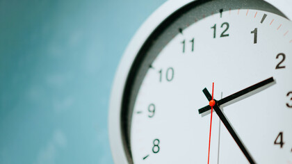 la procrastinazione e ci spinge a ritardare volontariamente quello che abbiamo da fare