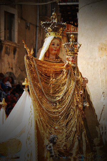 I Misteri dei Riti Settennali di Guardia Sanframondi. Un'occhiata ai quadri viventi e alle rappresentazioni sacre che animano le processioni di penitenza